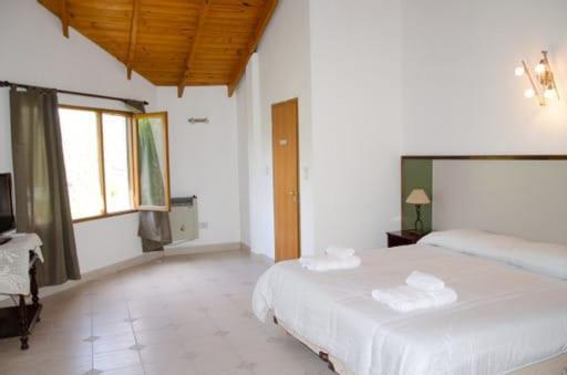 Hosteria La Farfalla Chos Malal Luaran gambar