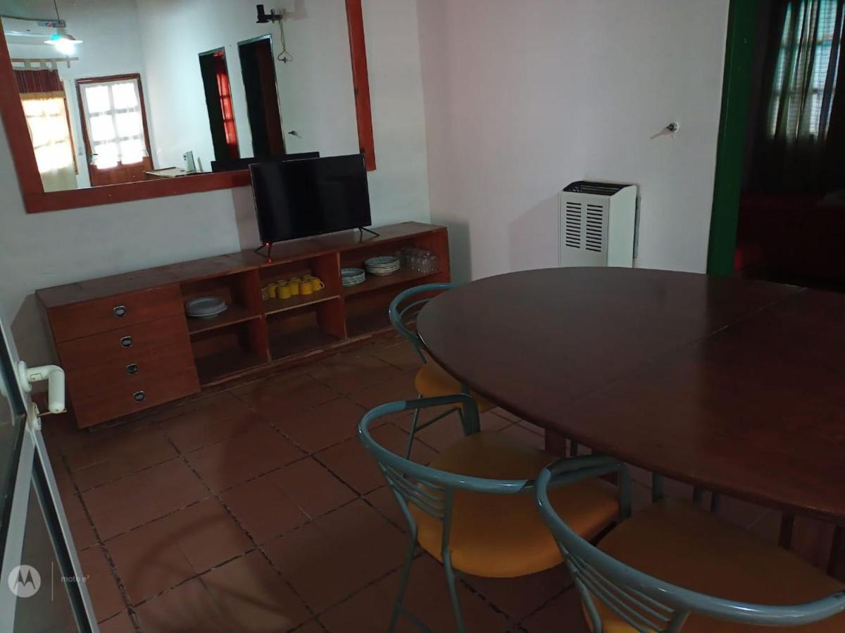 Hosteria La Farfalla Chos Malal Luaran gambar